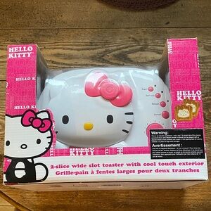 Hello Kitty 2-Slice Toaster 2014